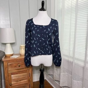 Mudd feather button front closure pleated long sleeve blouse A9-12